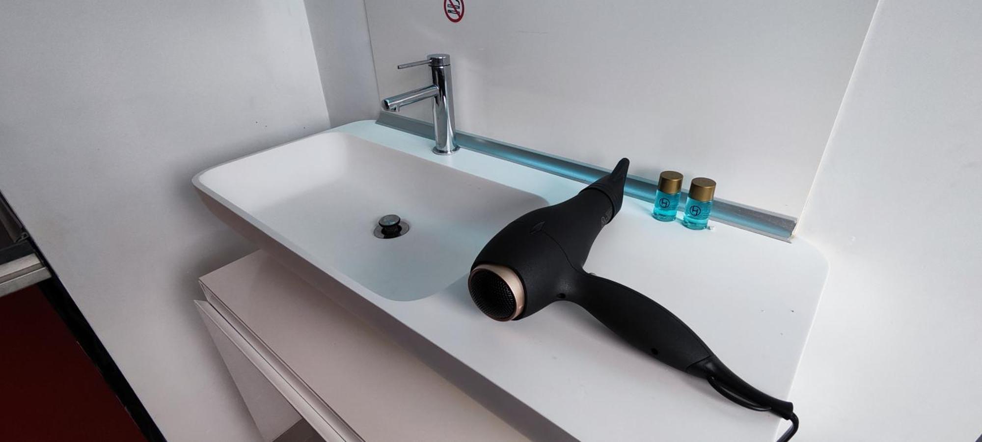 Logeerkamer Xxl 25 M2 Zemst エクステリア 写真